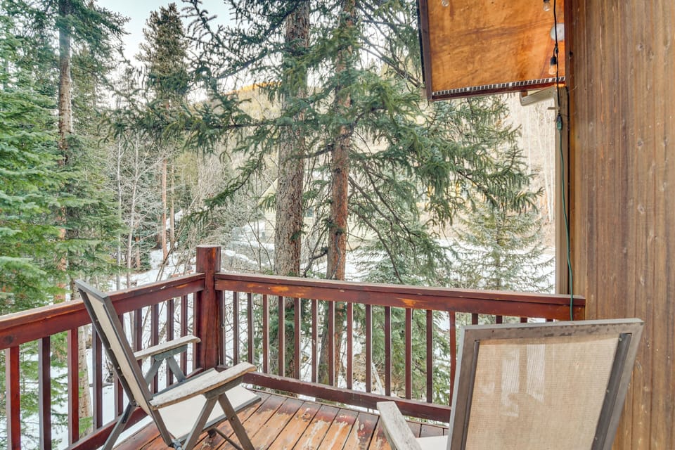Deck | Creek Views