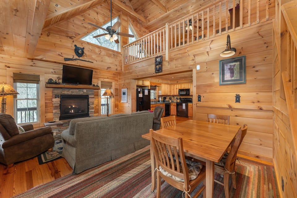 Welcome to Blue Bear Cabin!