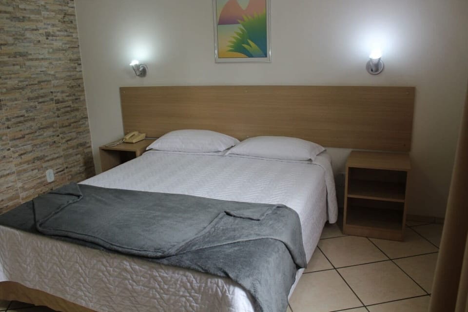 Minibar, in-room safe, desk, free WiFi