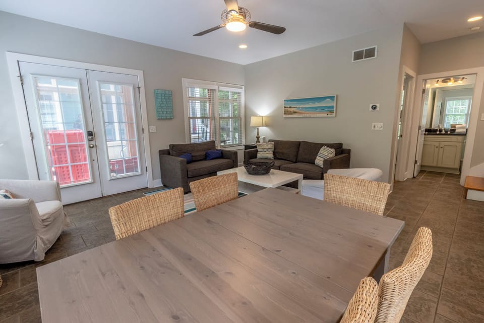 Main Level | Dining | Living Room