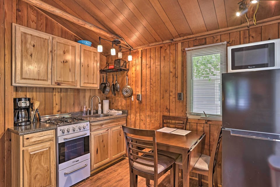 Kitchen & Dining Area | Dishware & Flatware