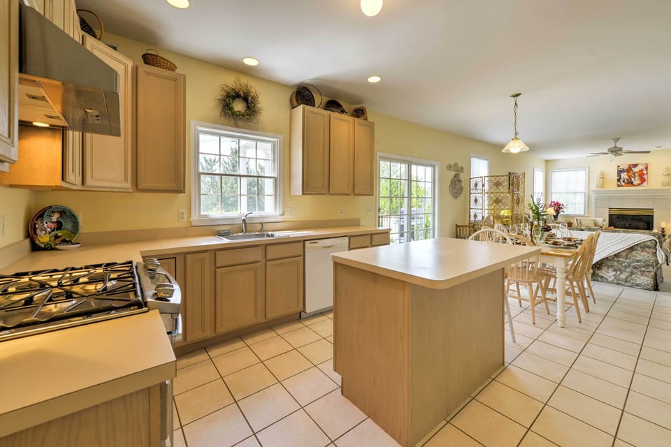 There are never too many cooks in this kitchen.