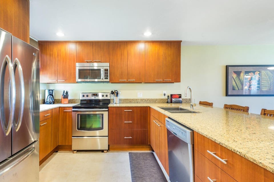 Updated Kitchen with Luxury Appliances