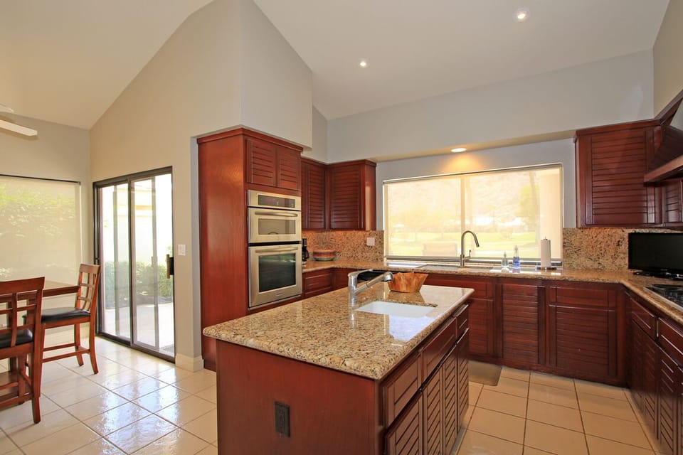 Kitchen island
