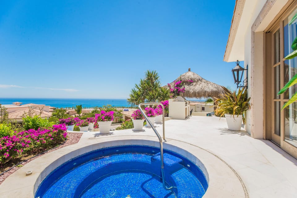 Jacuzzi for 8