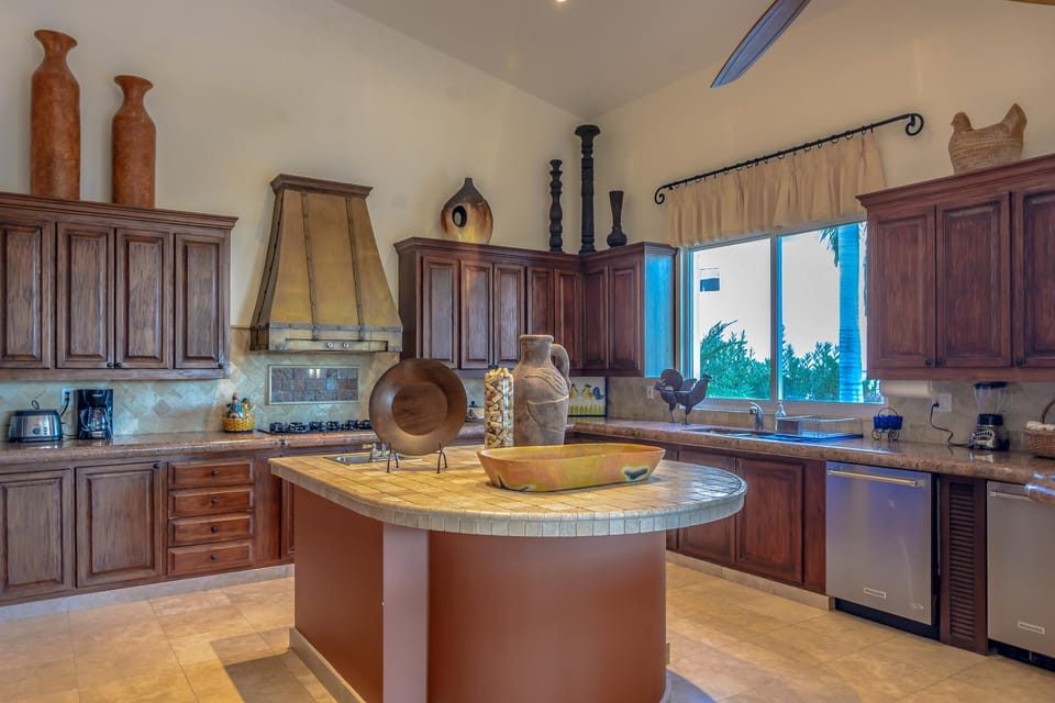 Kitchen with island