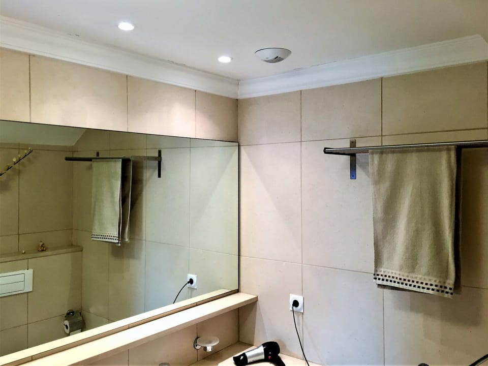 Bathroom ground floor with radiant heater