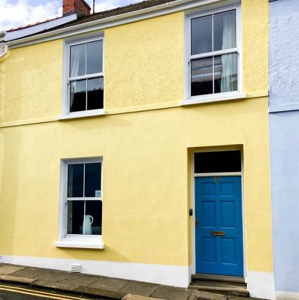Front of 24 Culver Park, lovely Victorian Cottage in middle of Tenby town
.

