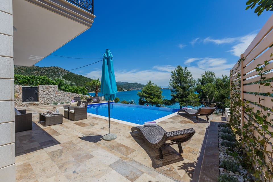  
 Sea view over private infinity pool 