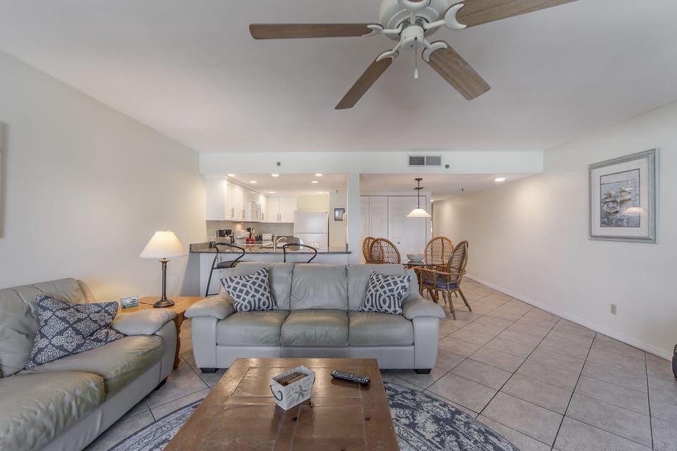 The Shores 403 Living Room