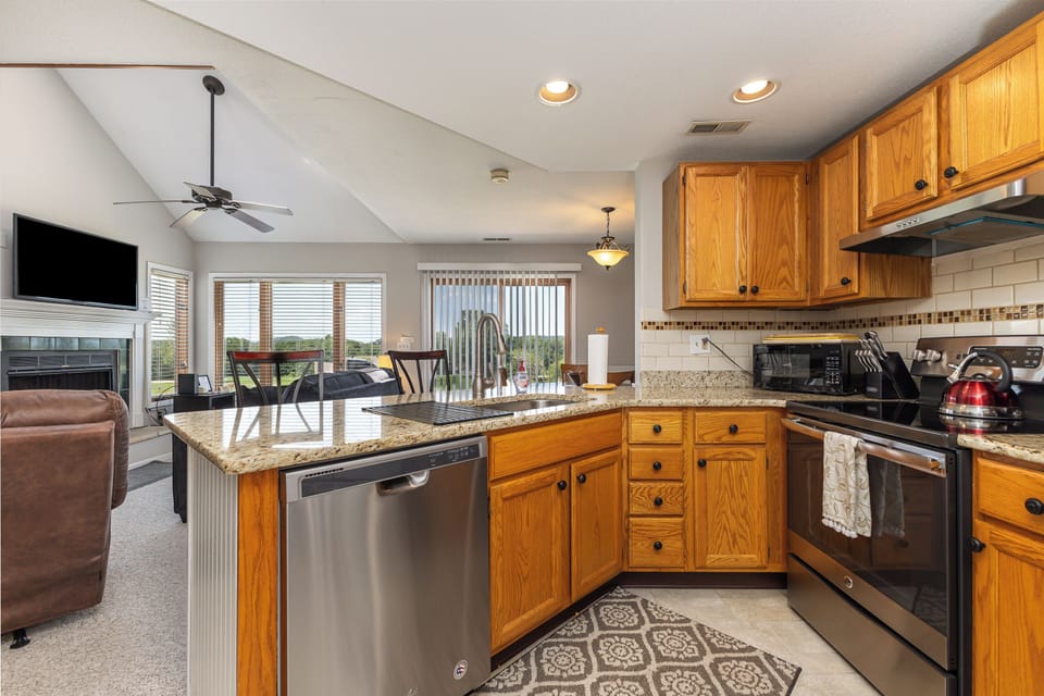 Full size Dishwasher, Microwave, Coffee Maker