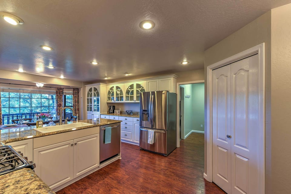 Fully Equipped Kitchen | Complimentary Spices