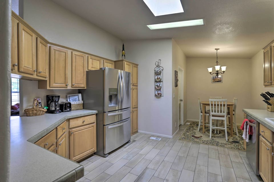 Kitchen | Fully Equipped