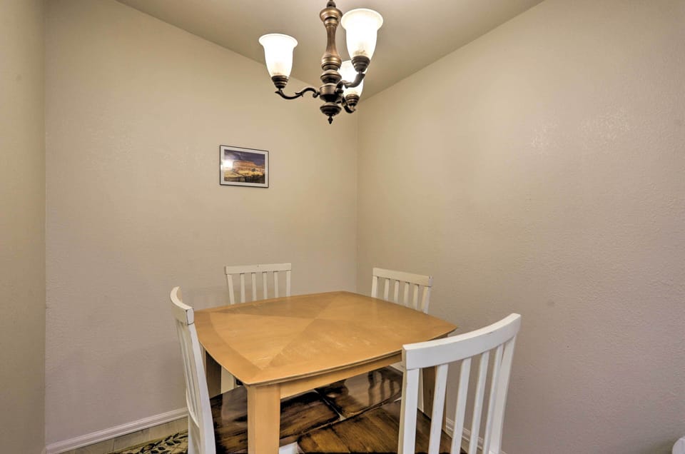Kitchen | Dining Area
