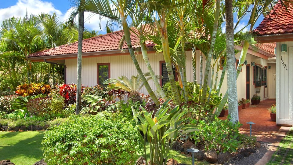 Hale Lani at Poipu Kai Resort - Front Yard Garden & Entry Courtyard - Parrish Kauai