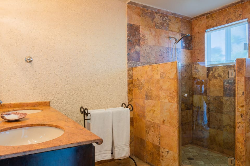 En suite bathroom with walk-in shower