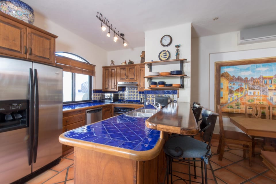 Spacious kitchen