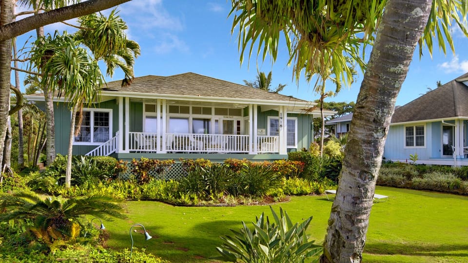 Hale Ani at Brennecke Beach - Oceanfront Cottage Living - Parrish Kauai