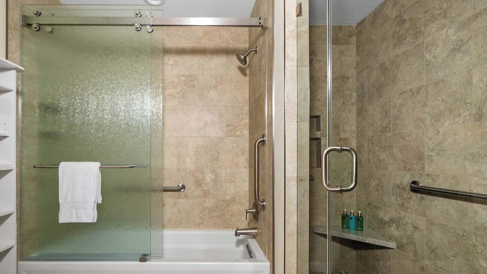 Poipu Kapili Resort #44 - Master Bedroom Suite Bath & Shower - Parrish Kauai