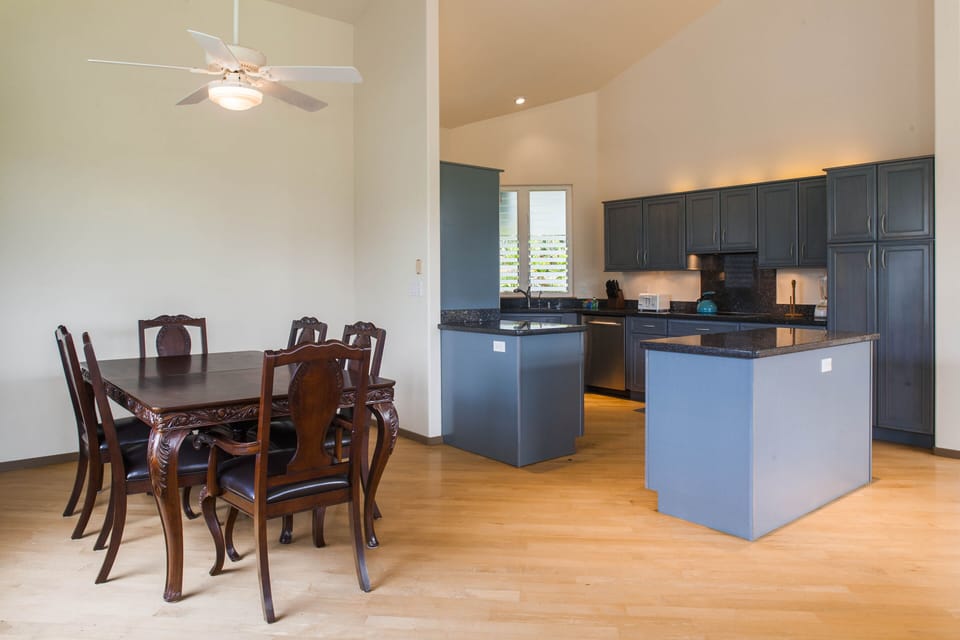 Dining Area / Kitchen - Dining Area / Kitchen