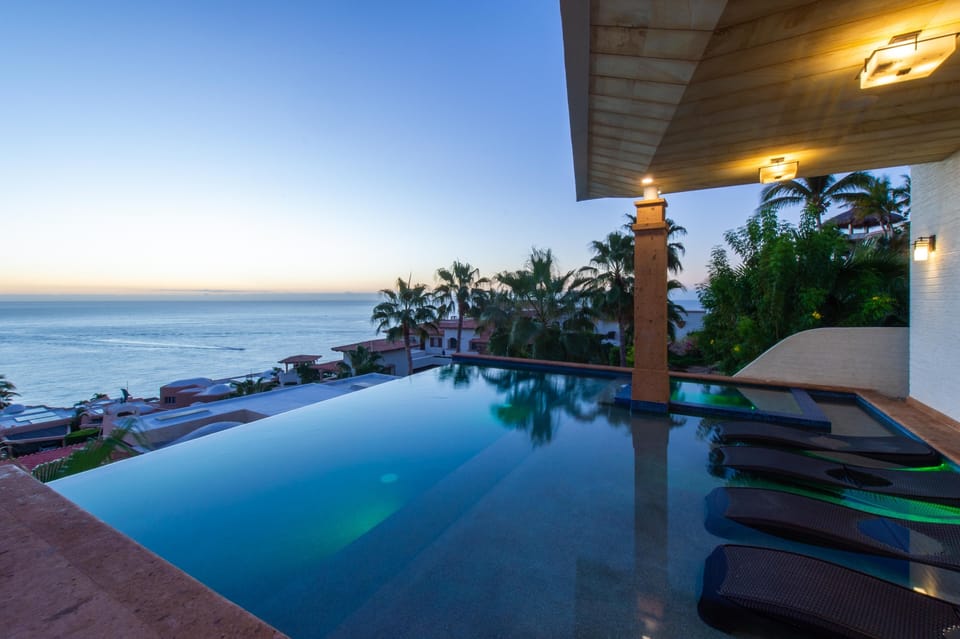Infinity pool with ocean view
