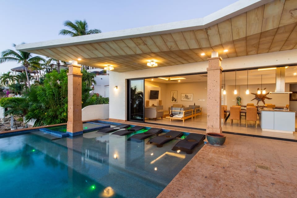 Pool deck with pocket doors to the inside-3