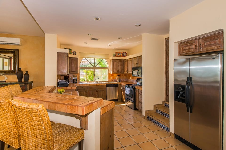 Fully equipped kitchen