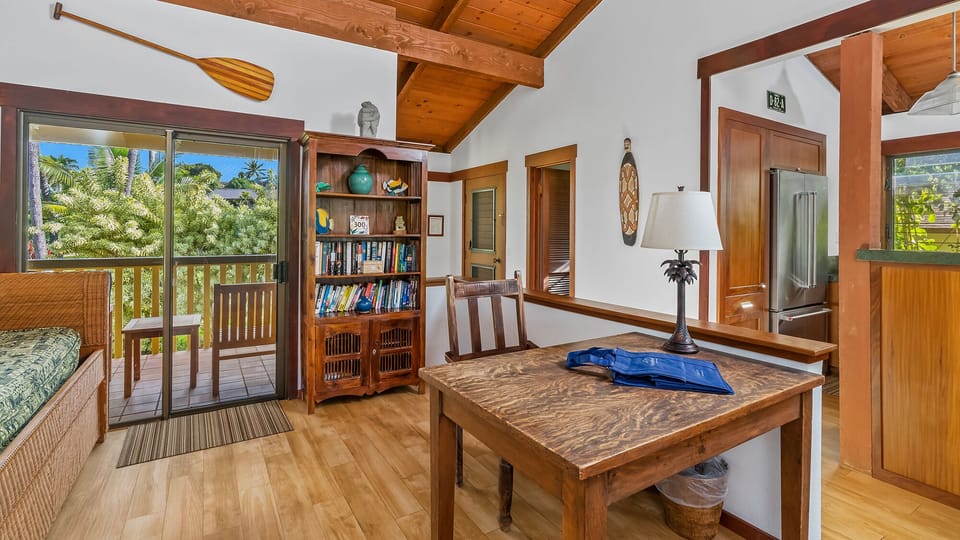 Nihi Kai Villas at Poipu #300 - Upstairs Office Den with Garden View Lanai - Parrish Kauai