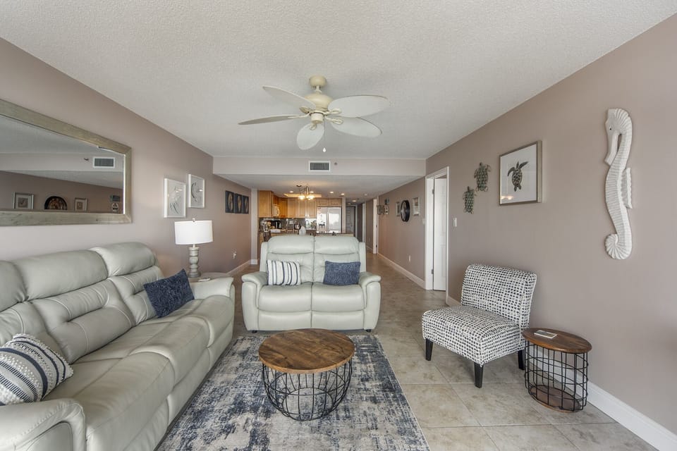 Las Brisas 205 Living Room