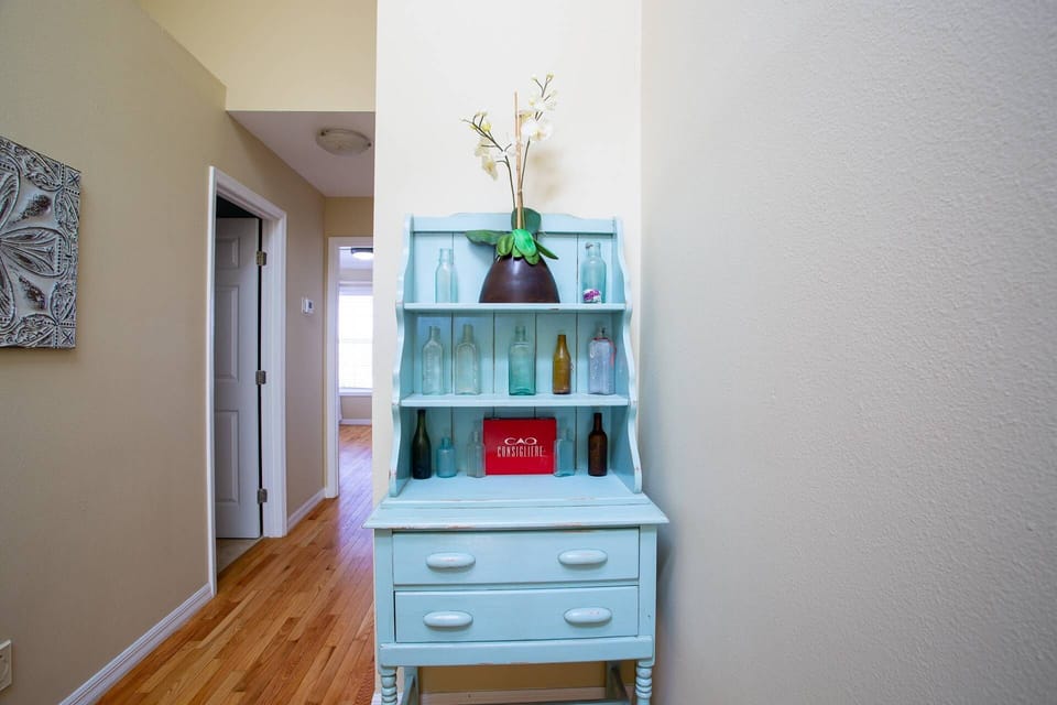 Top Floor Vignette
