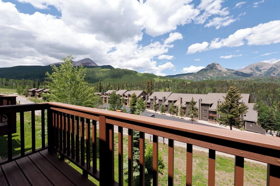Amazing mountain views from the Master Bedroom Deck