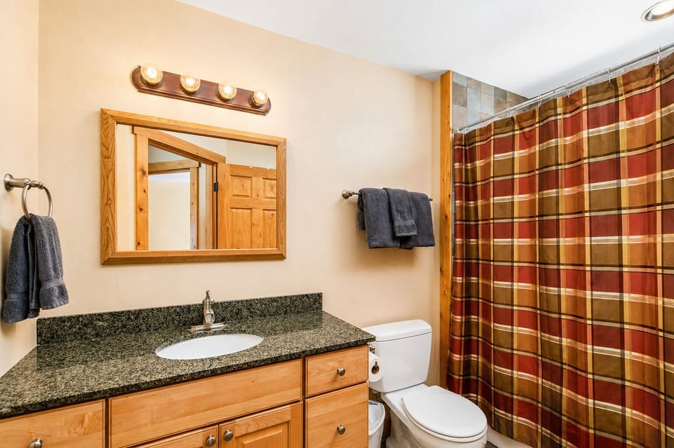 Refresh in this main-level Full Bathroom