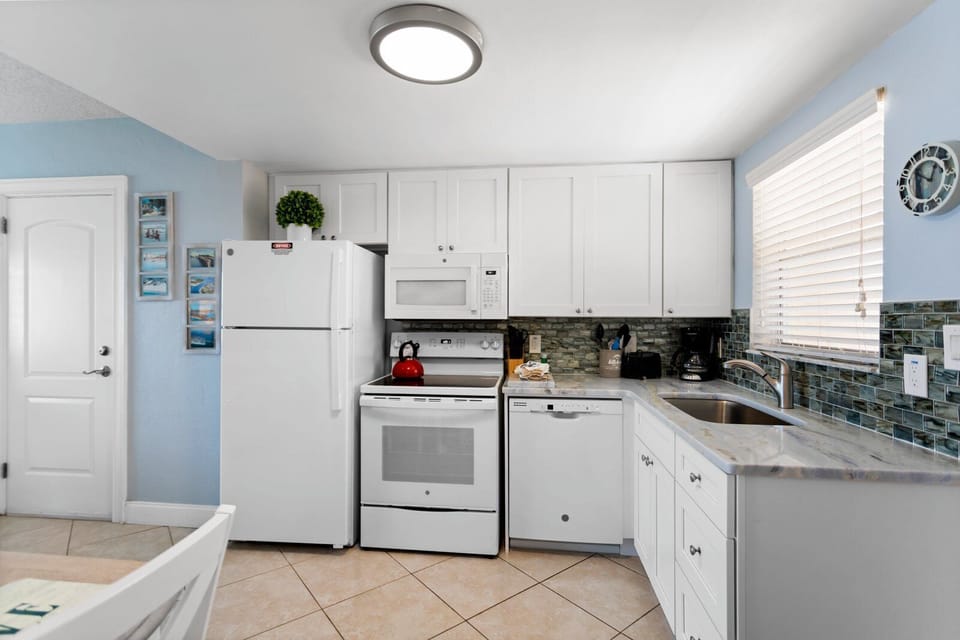 Surf Song 226 Kitchen