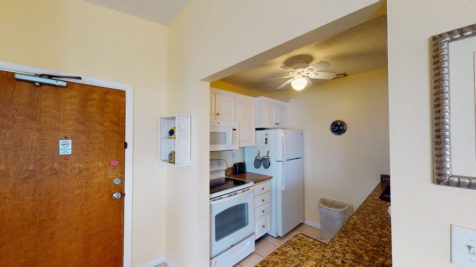 Surf Song 349 Kitchen