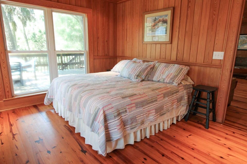 King bed
