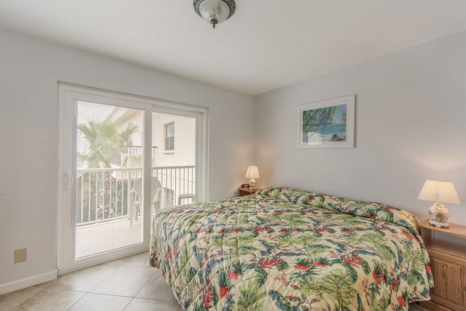 SS 335 Bedroom