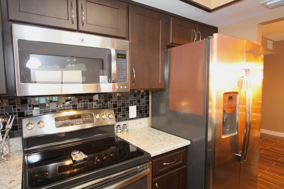 Newly renovated fully equipped kitchen