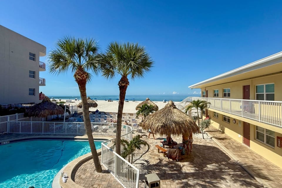 Pool Deck & tiki huts