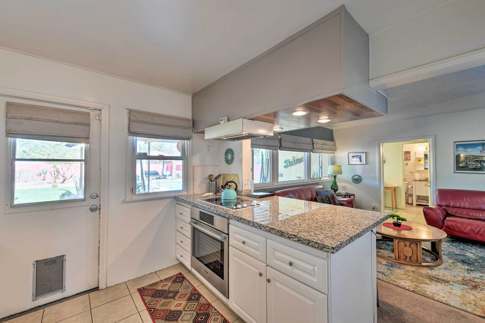 Kitchen | Dishware & Glassware
