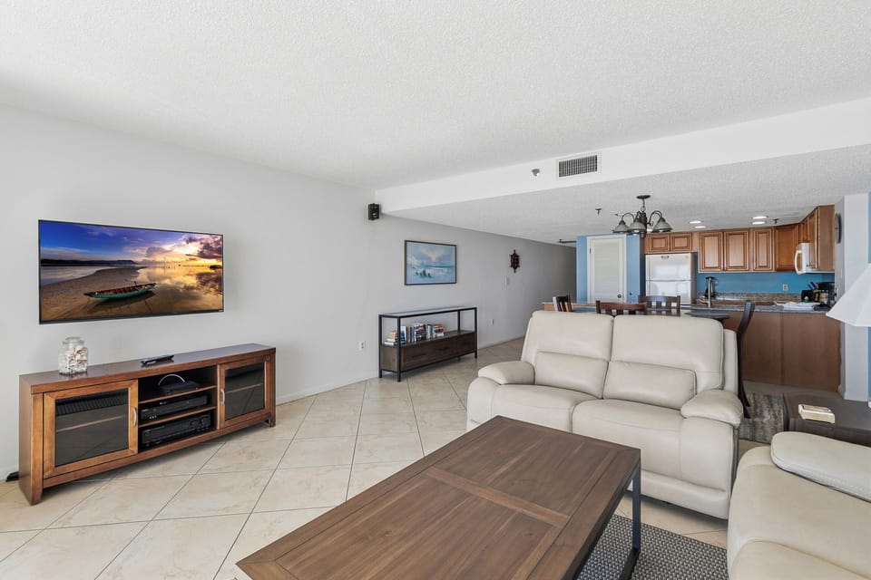 TV & Couches