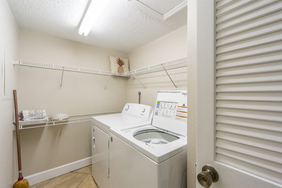 Beach Place 305 Laundry Room