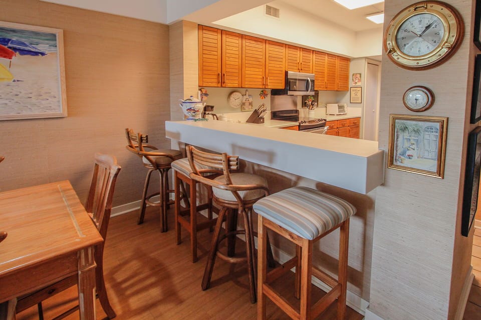 bar stool overlooking kitchen