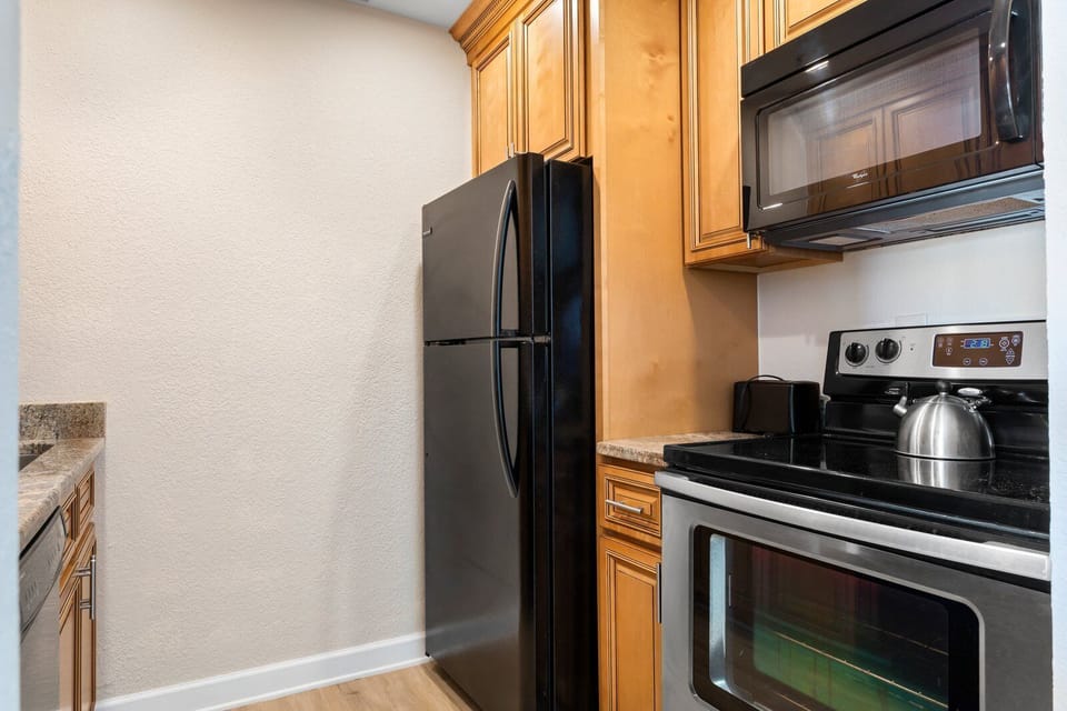 Surf Song 346 Kitchen
