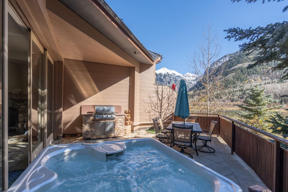 2.03-Telluride-Rivercrown7-Deck3