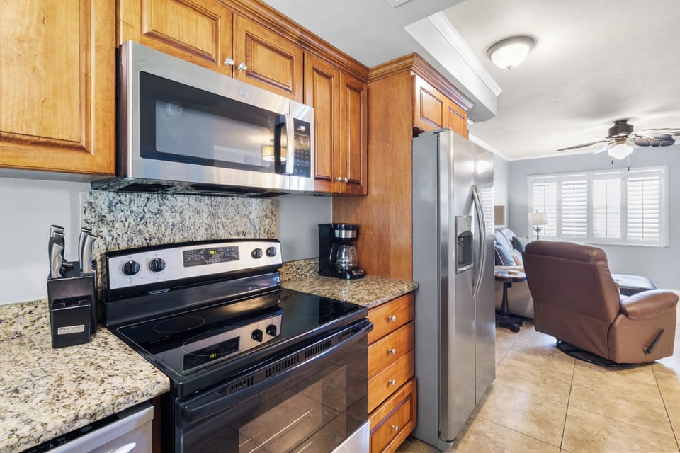 Oven & Microwave