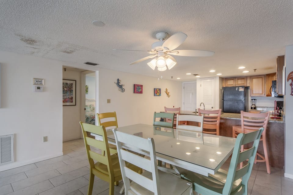 Beach Place 302 Dining Room
