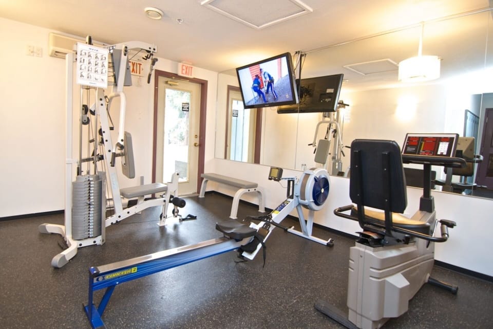 Glacier Lodge fitness room