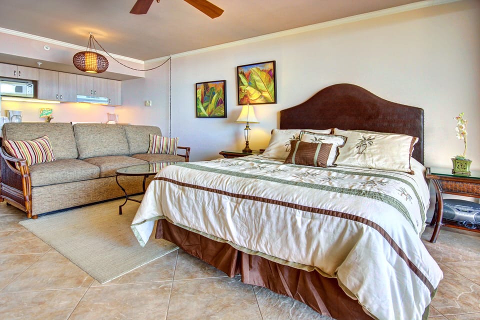 COMFORTABLE QUEEN BED