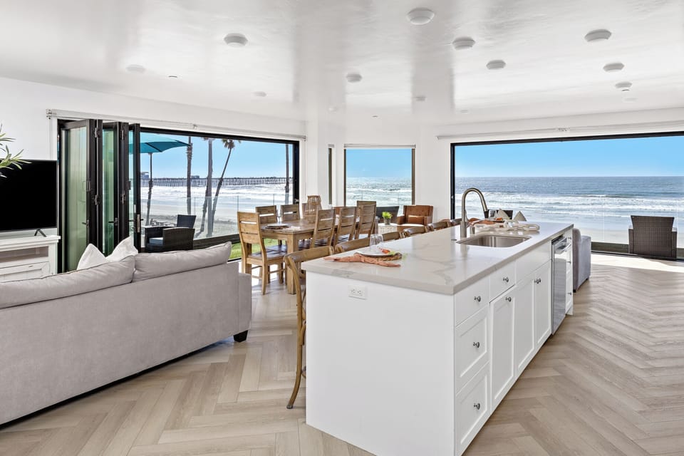 702-Strand-Unit4-Residential-Photography-SandKasl-Imaging-San-Diego-Residential-Hospitality-Photography-1