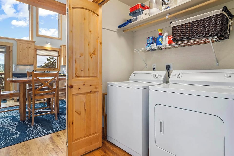 Washer & Dryer